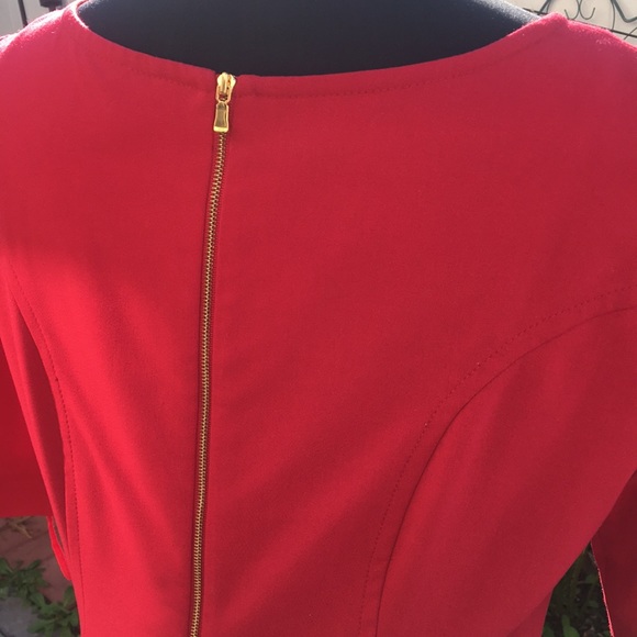 Tahari gorgeous red dress with pockets. - Picture 4 of 4